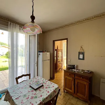 Grande Maison, Jardin, Terrasse, Animaux Bienvenus *