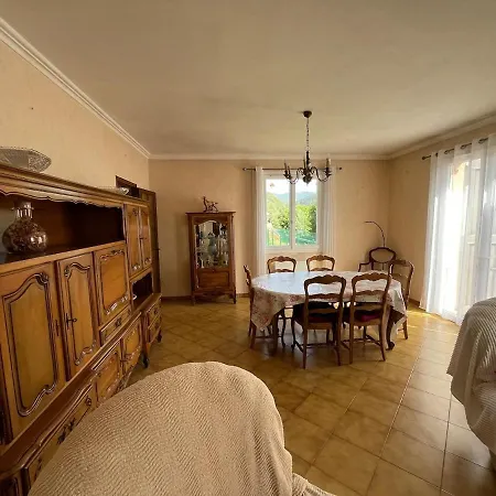 Apartment Grande Maison, Jardin, Terrasse, Animaux Bienvenus *